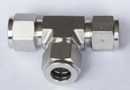 TEE UNIÃO TUBO OD PORCA E ANILHA INOX 316
