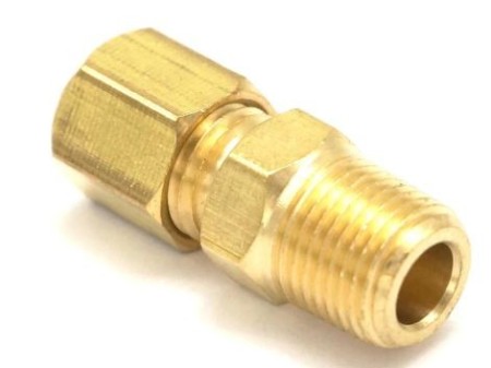 CONECTOR RETO MACHO DE COMPRESSÃO LATÃO